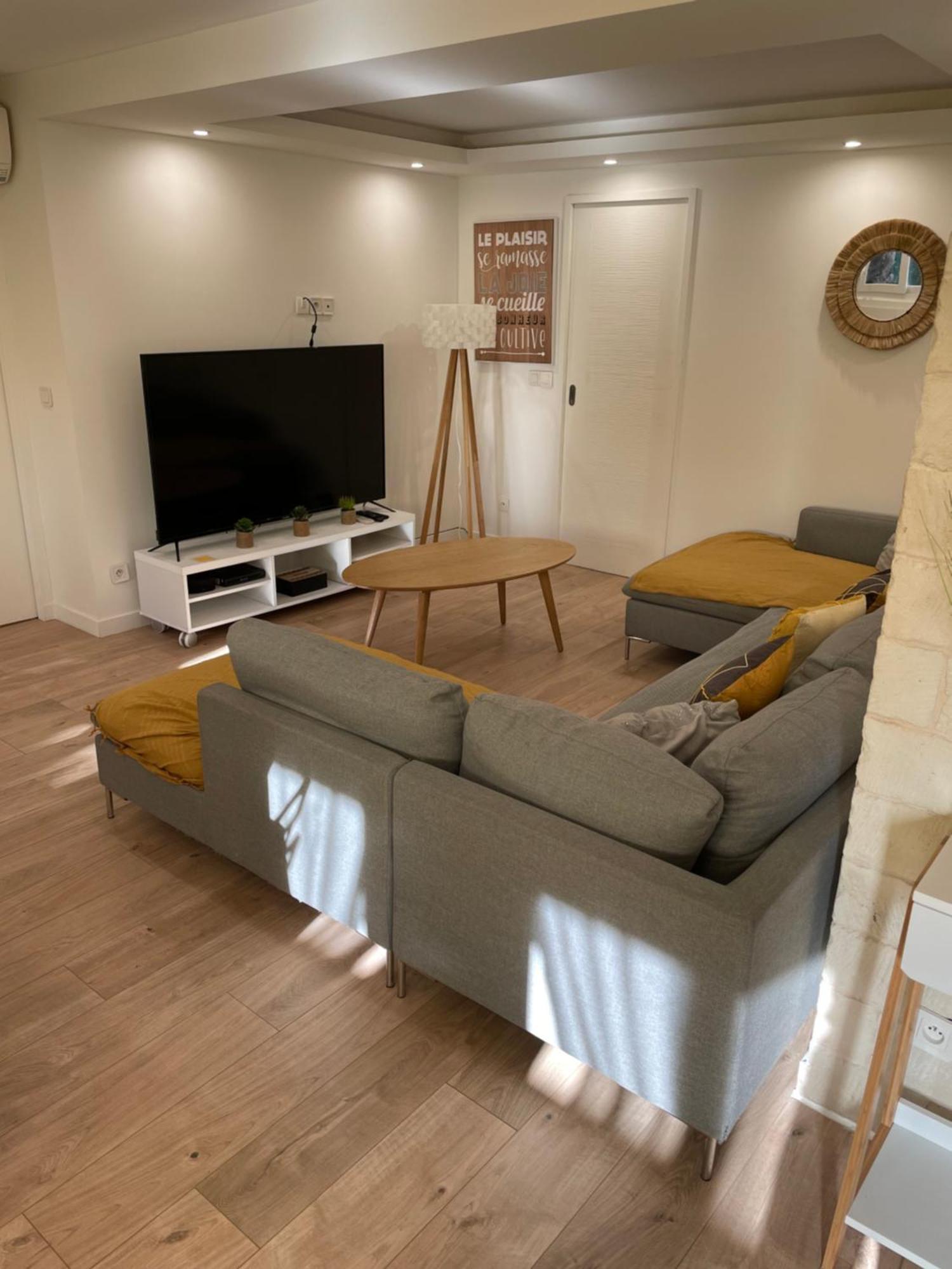 Joli Rez De Jardin 4 Pieces A Cagnes Sur Mer Eksteriør billede