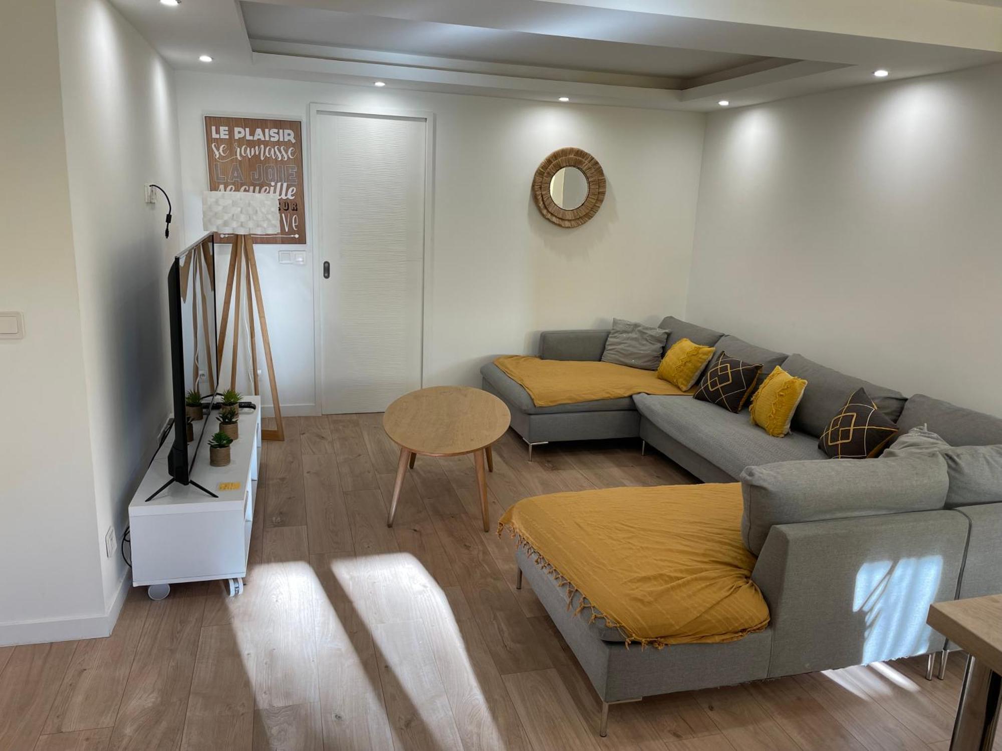 Joli Rez De Jardin 4 Pieces A Cagnes Sur Mer Eksteriør billede